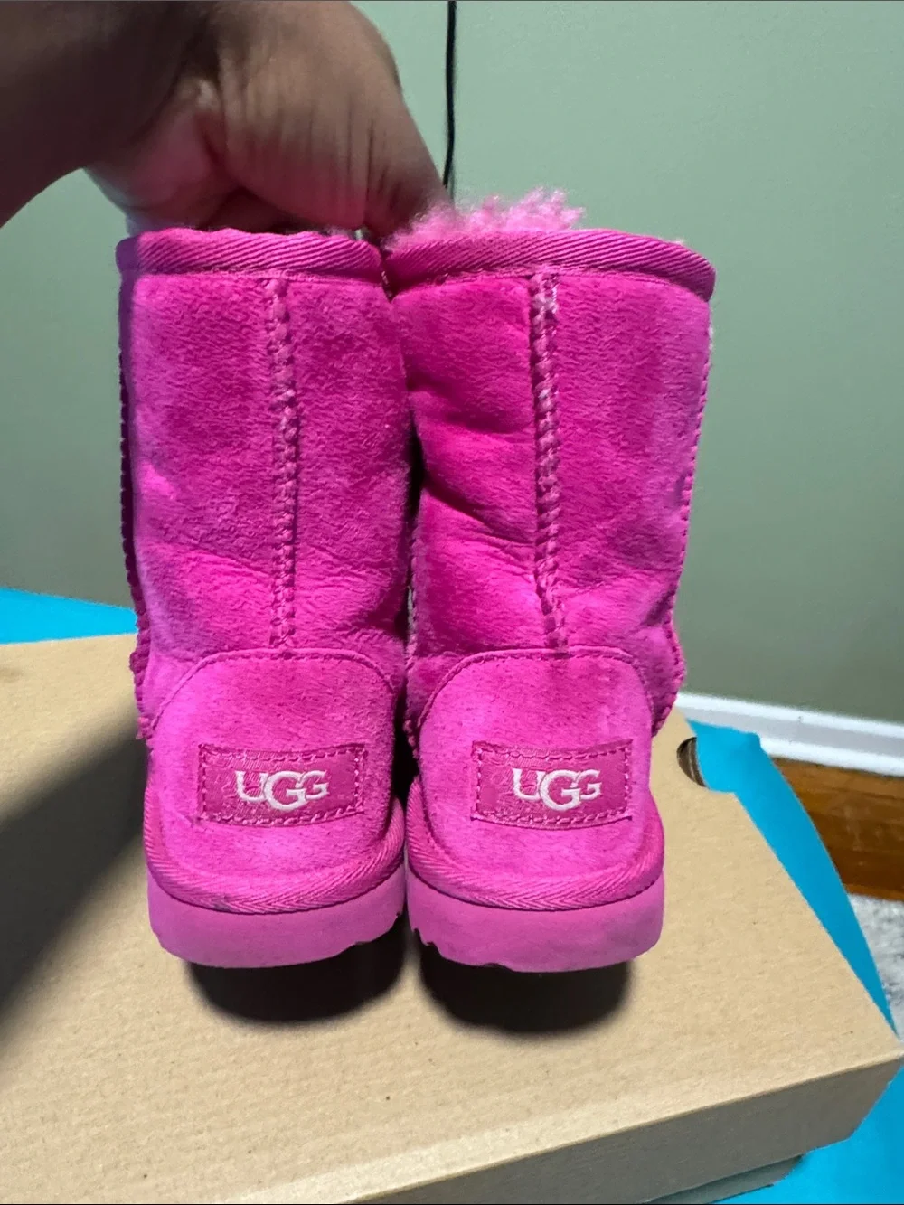 Kids Hot Pink Ugg boots